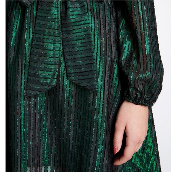 ModCloth Your Time To Shine Dress Metallic Emerald Green Size Medium - Picture 4 of 8